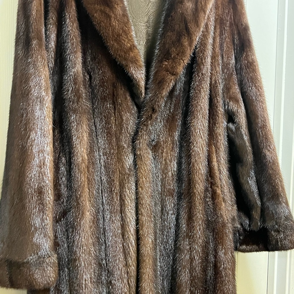 DIANE FURS BLACK AND BROWN MINK COAT EUC